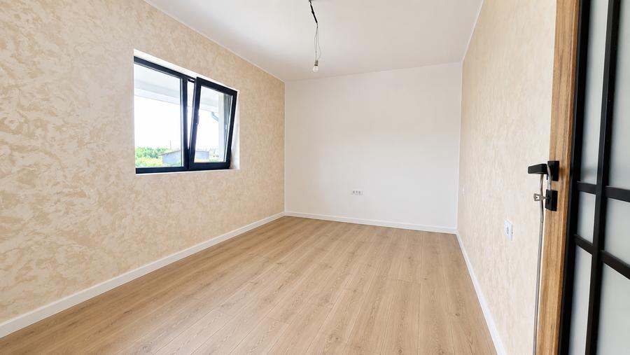 Casă individuală cu 3 camere cu Teren 400 Mp în Miroslava