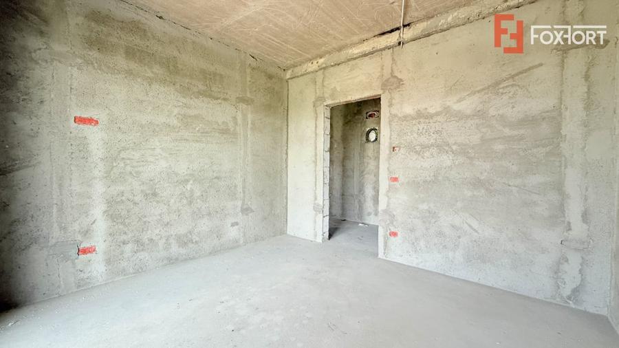 Apartament cu 3 camere în Moșnița Nouă