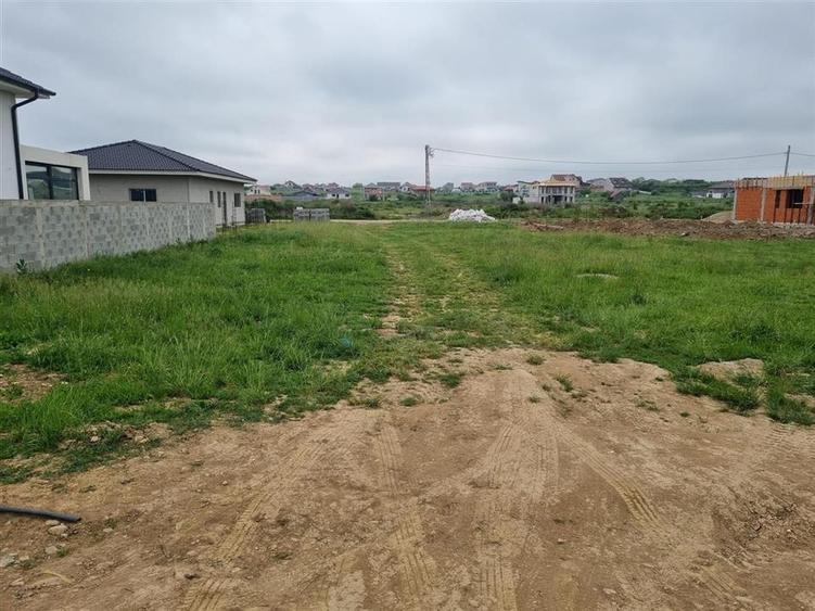 Teren Construcții intravilan de 780 mp, în Cihei