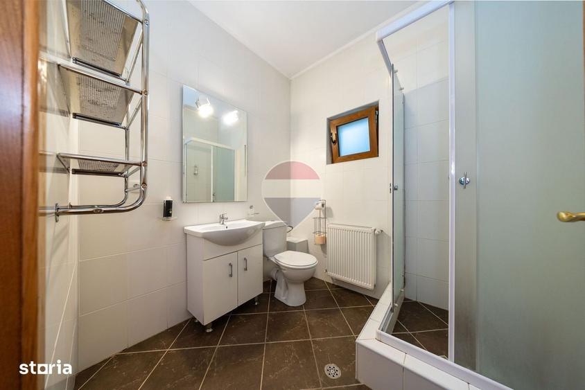 Casă cu 4 camere cu Teren 745 Mp în Cioplea