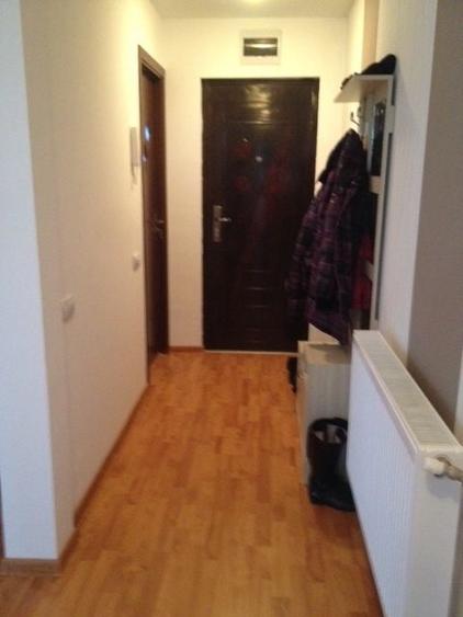 Apartament cu 3 camere semidecomandat în Zorilor