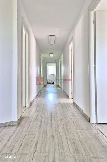 Spațiu comercial, de 600 mp, în Est