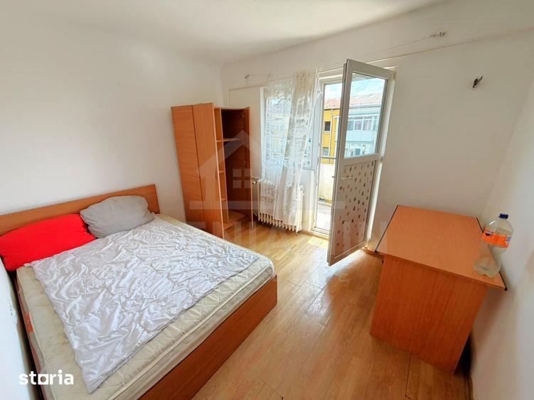 Apartament cu 4 camere decomandat în 1 Mai