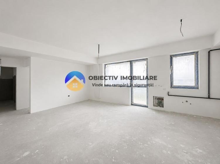 Apartament cu 3 camere decomandat în Calea Romanului