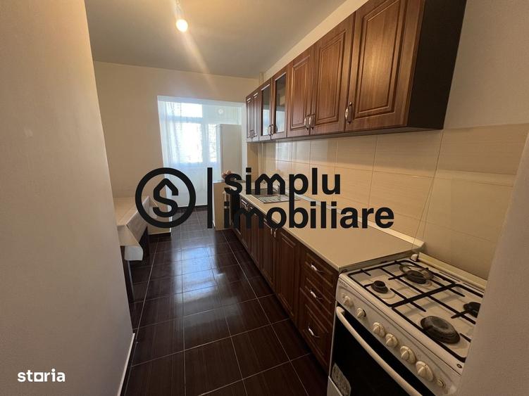 Apartament cu 4 camere decomandat în Valea Rosie