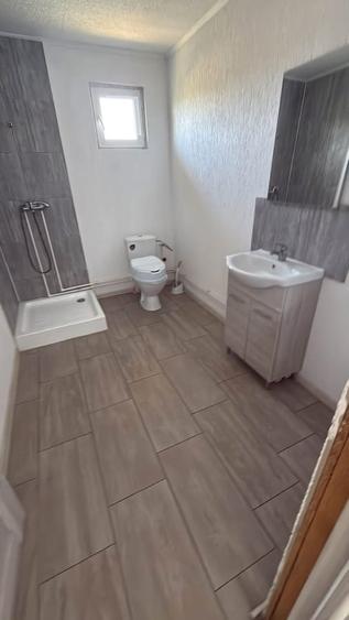 Casă cu 30 camere cu Teren 2150 Mp în Central