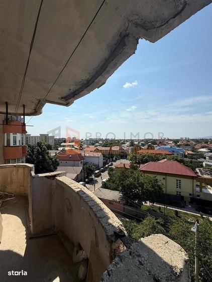 Garsonieră decomandată, mobilată în Micro 3