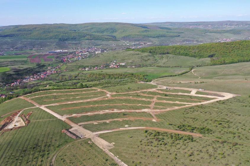 Teren de 800 mp, în Suceagu