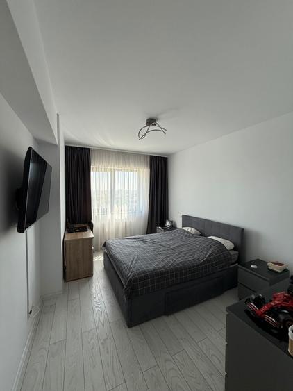 Apartament cu 2 camere decomandat în Lacul Morii