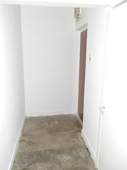 Apartament cu 2 camere semidecomandat în Exterior Vest