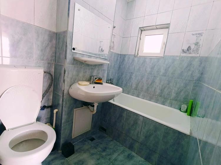 Apartament cu 2 camere decomandat, mobilat în Faleza Nord