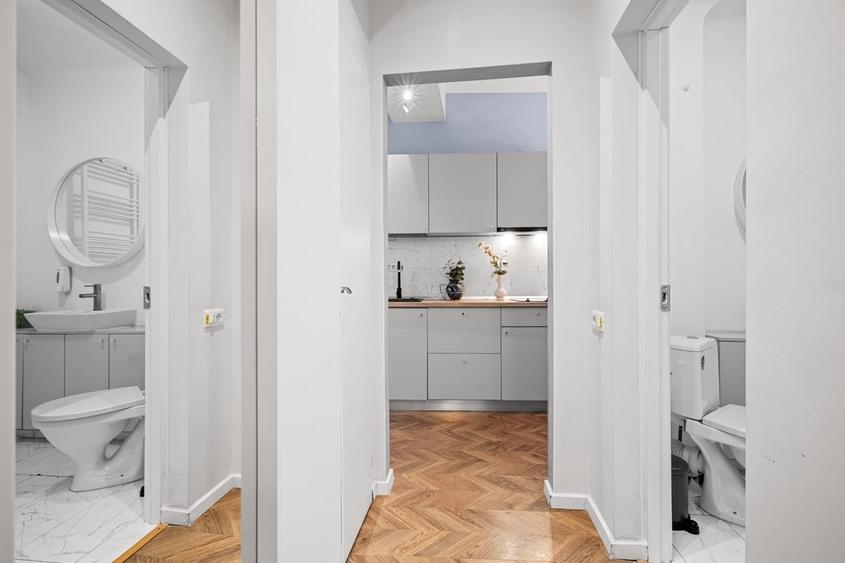 Apartament cu 3 camere decomandat în Cișmigiu