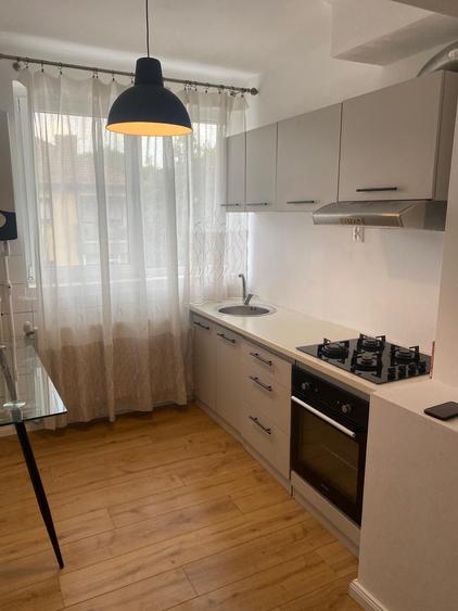 Inchiriez apartament 2 camere mobilat si utilat ultracentral - 2