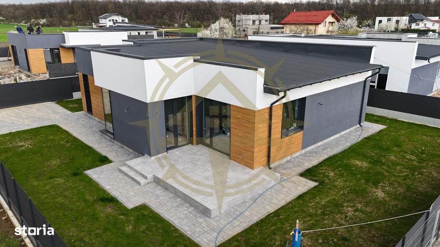 Casă cu 4 camere în Dumbrăveni