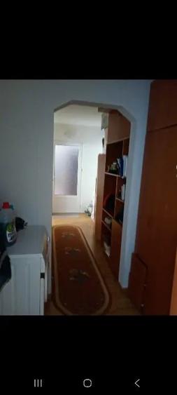 Inchiriez apartament 2 camere - 2