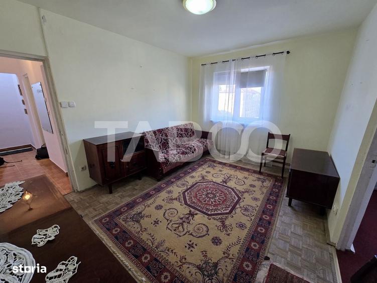 Apartament cu 2 camere nedecomandat în Mihai Viteazul