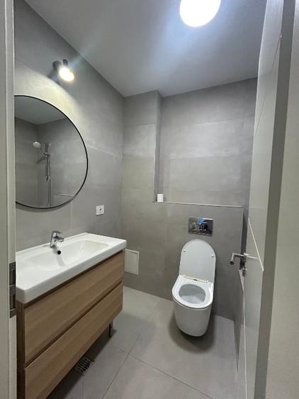 Duplex cu 5 camere cu Canalizare în Central