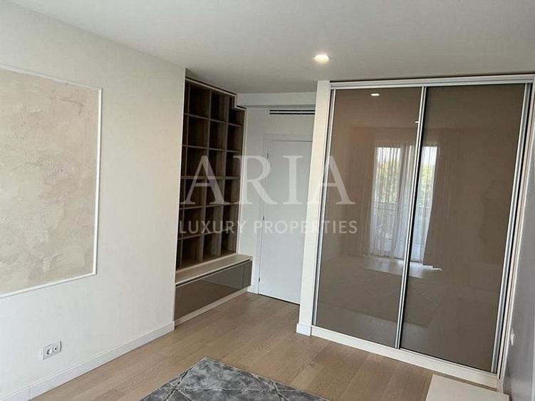 Apartament cu 4 camere decomandat, mobilat în Pipera