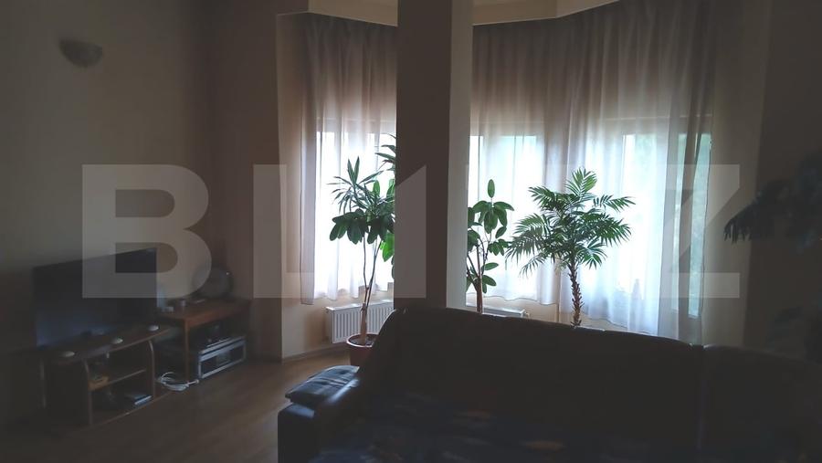 Casă individuală cu 5 camere cu Canalizare în Reghin