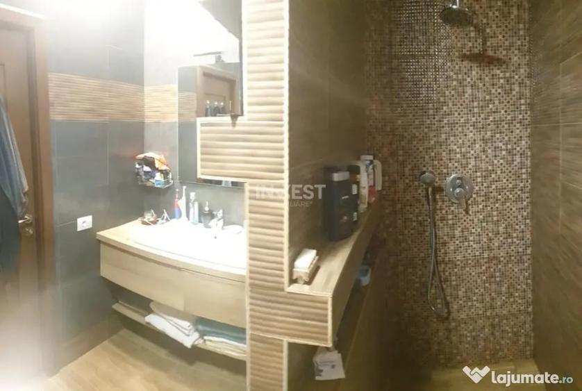 Casă cu 5 camere cu Teren 840 Mp în Popas Păcurari