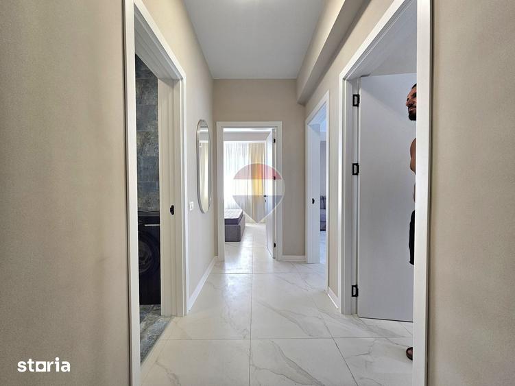 Apartament cu 2 camere decomandat în Palazu Mare