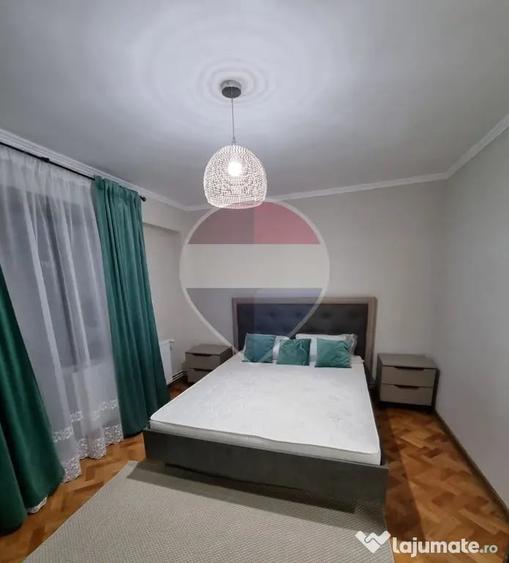 Apartament cu 2 camere decomandat în Intim