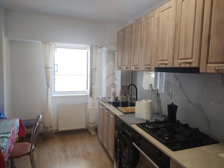 Apartament cu 2 camere decomandat în Zorilor