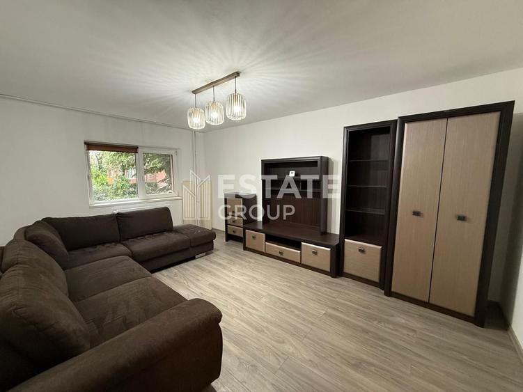 Apartament cu 3 camere decomandat, mobilat în Soarelui