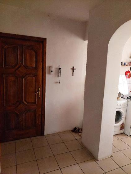 Apartament cu 2 camere nedecomandat în Central