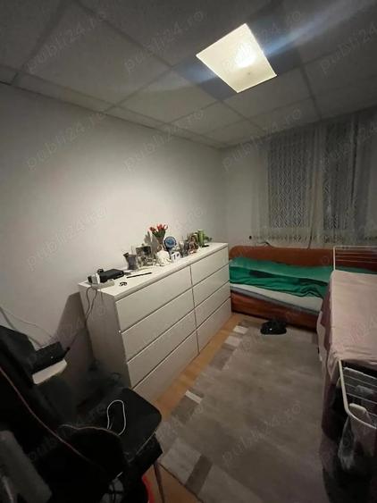 Apartament cu 3 camere semidecomandat în Dacia