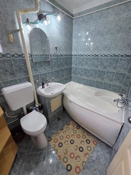 Proprietar vand apartament cu o camera