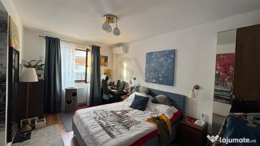 Apartament cu 5 camere decomandat în Dristor