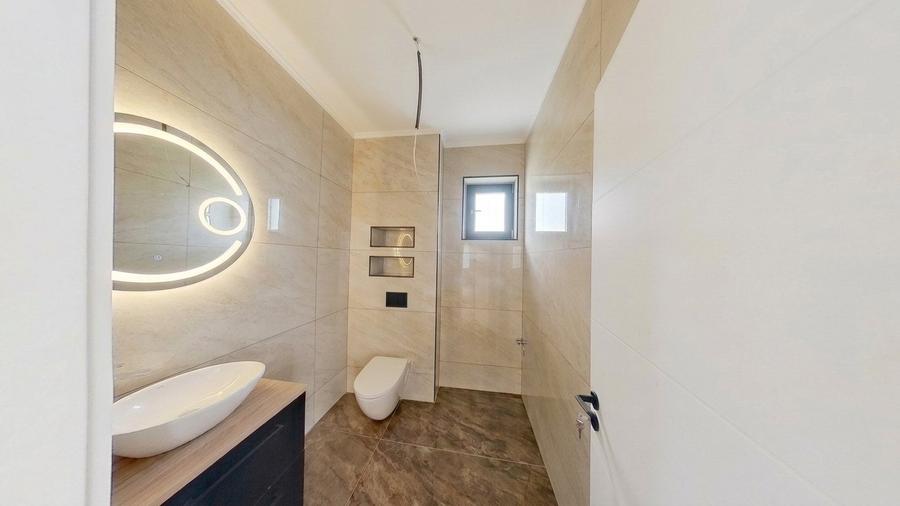 Casă cu 5 camere cu Canalizare în Pantelimon