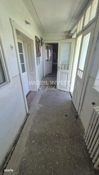Casă cu 3 camere în Uioara de Jos