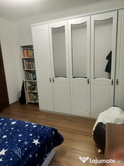 Apartament cu 4 camere decomandat, mobilat în 1 Mai