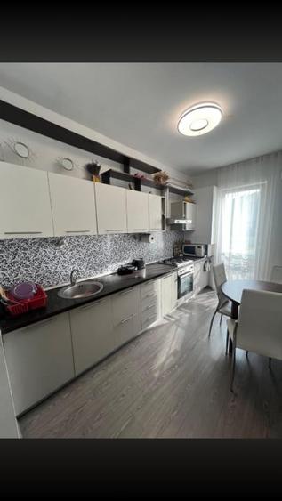 Apartament cu 2 camere decomandat în Florești — fotografia 1