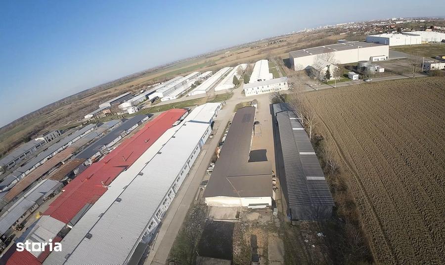Spațiu comercial, de 630 mp, în Vetiș