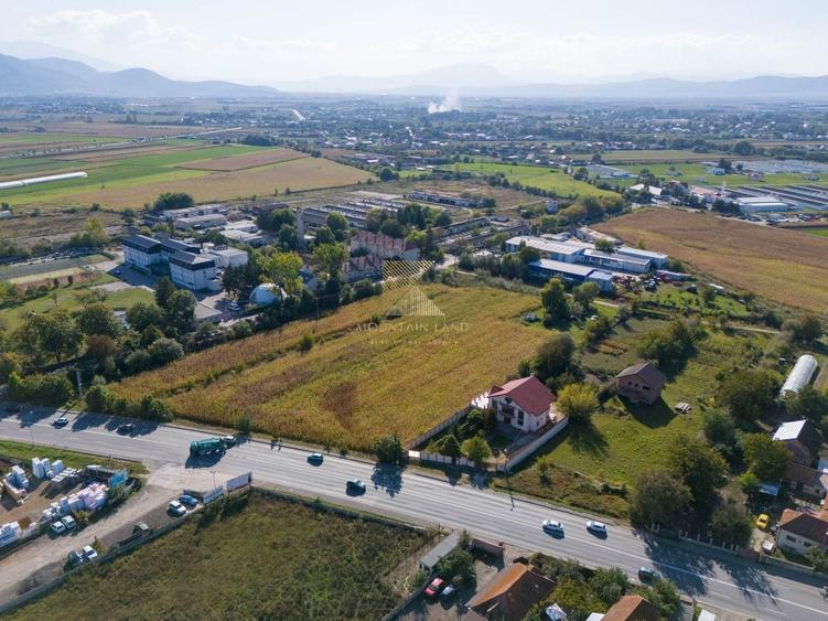 Teren Construcții intravilan de 20500 mp, în Stupini