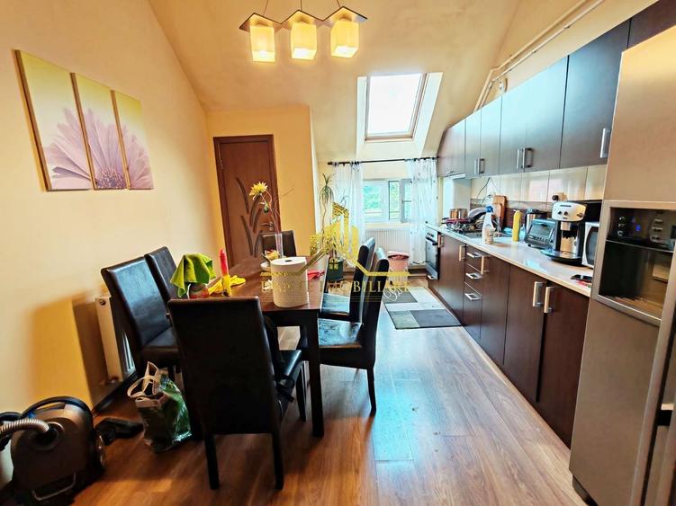 Apartament cu 3 camere semidecomandat, mobilat în Iris