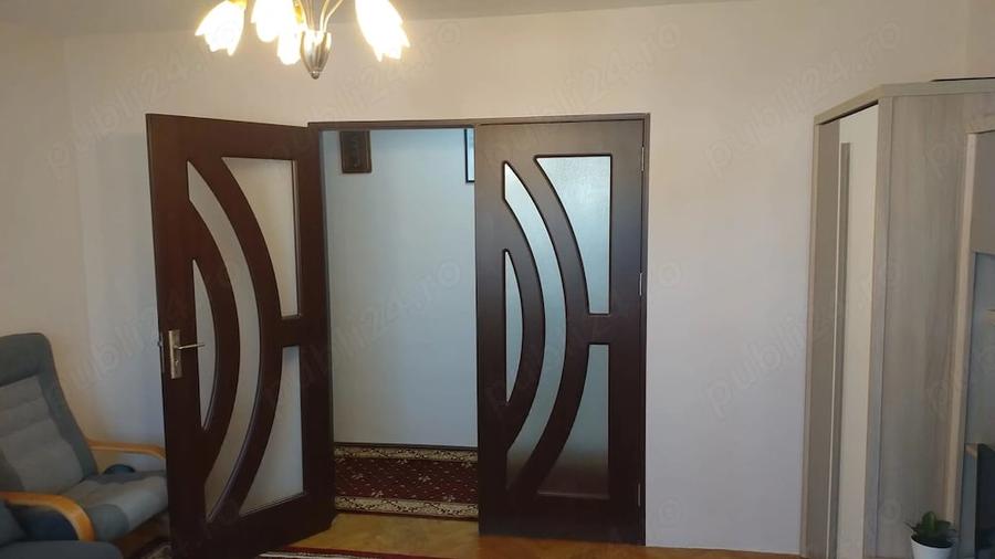 Apartament cu 2 camere decomandat în Ampoi 1