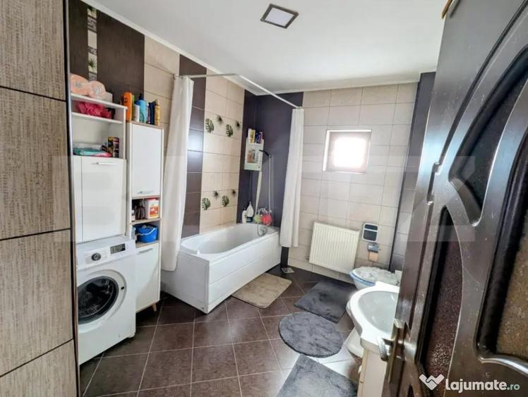 Casă cu 3 camere cu Teren 600 Mp în Tomești