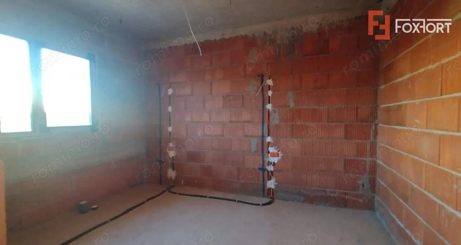 Casă cu 5 camere cu Canalizare în Becicherecu Mic