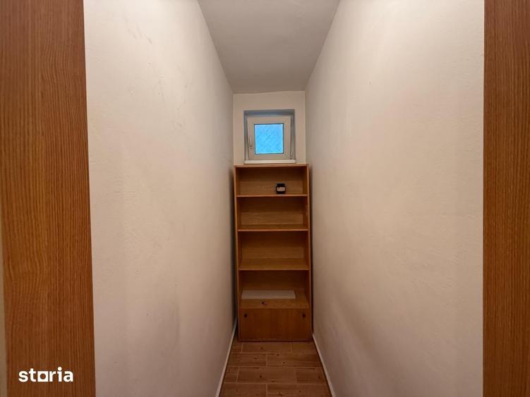 Apartament 4 camere de vanzare zona Medicina, etaj 1, cu garaj inscr - 1