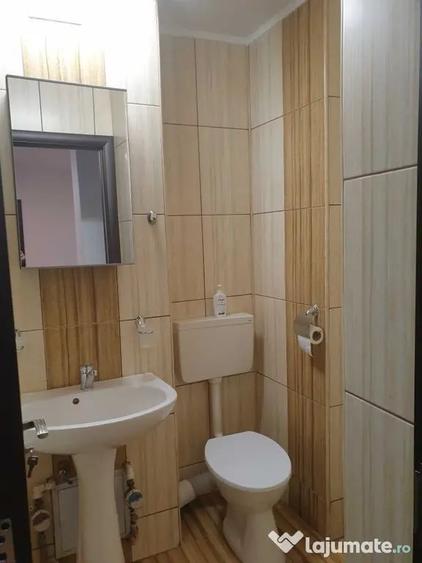 Apartament cu 2 camere decomandat în Vatra Luminoasă