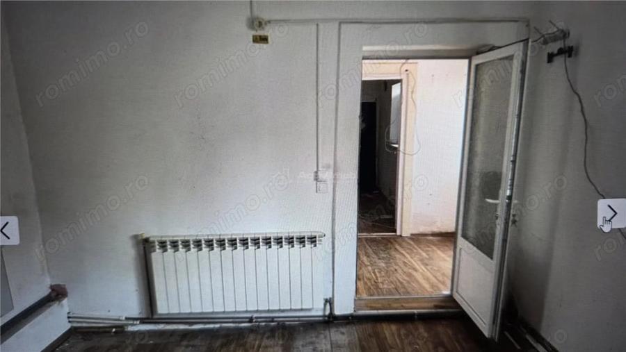 Casă cu 2 camere cu Teren 181 Mp în Brazda lui Novac
