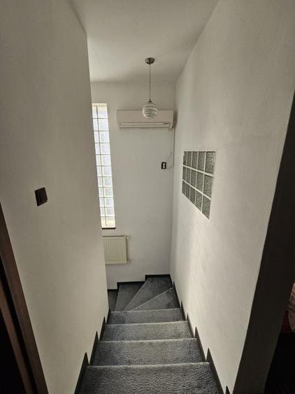Duplex cu 4 camere cu Canalizare în Păcii