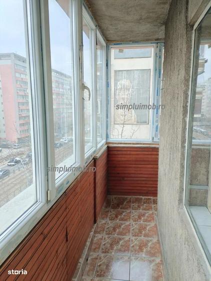 Apartament cu 3 camere în Vitan