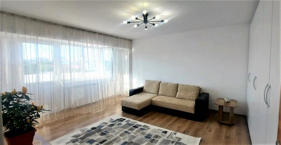 Garsonieră decomandată în P-ța Alba Iulia