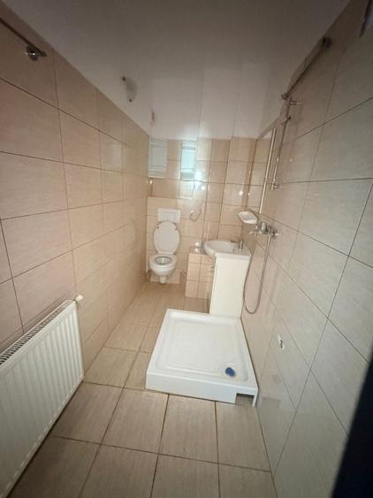 Apartament cu 2 camere decomandat în Hărmanului