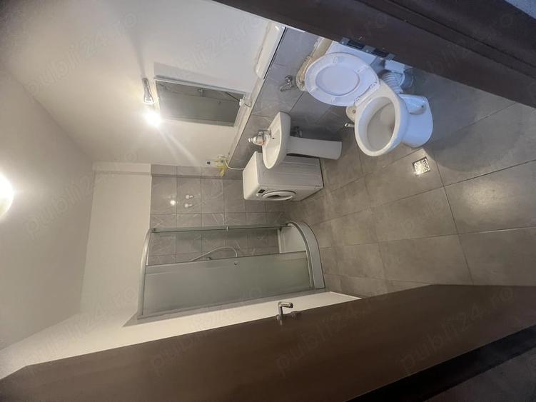 Apartament cu 2 camere decomandat în Eremia